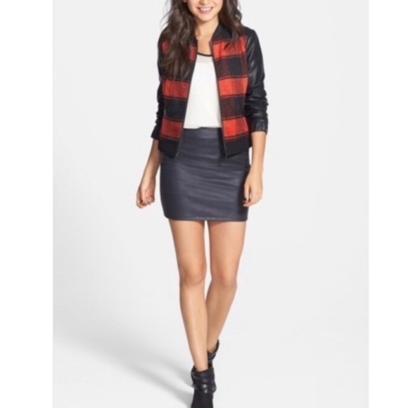 NWT Lush Polka Dot Lace Shoulder Cropped Tank Med - Picture 2 of 8